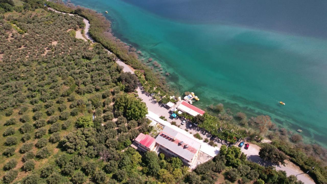 Korissia With Lake View Kournas Exterior photo